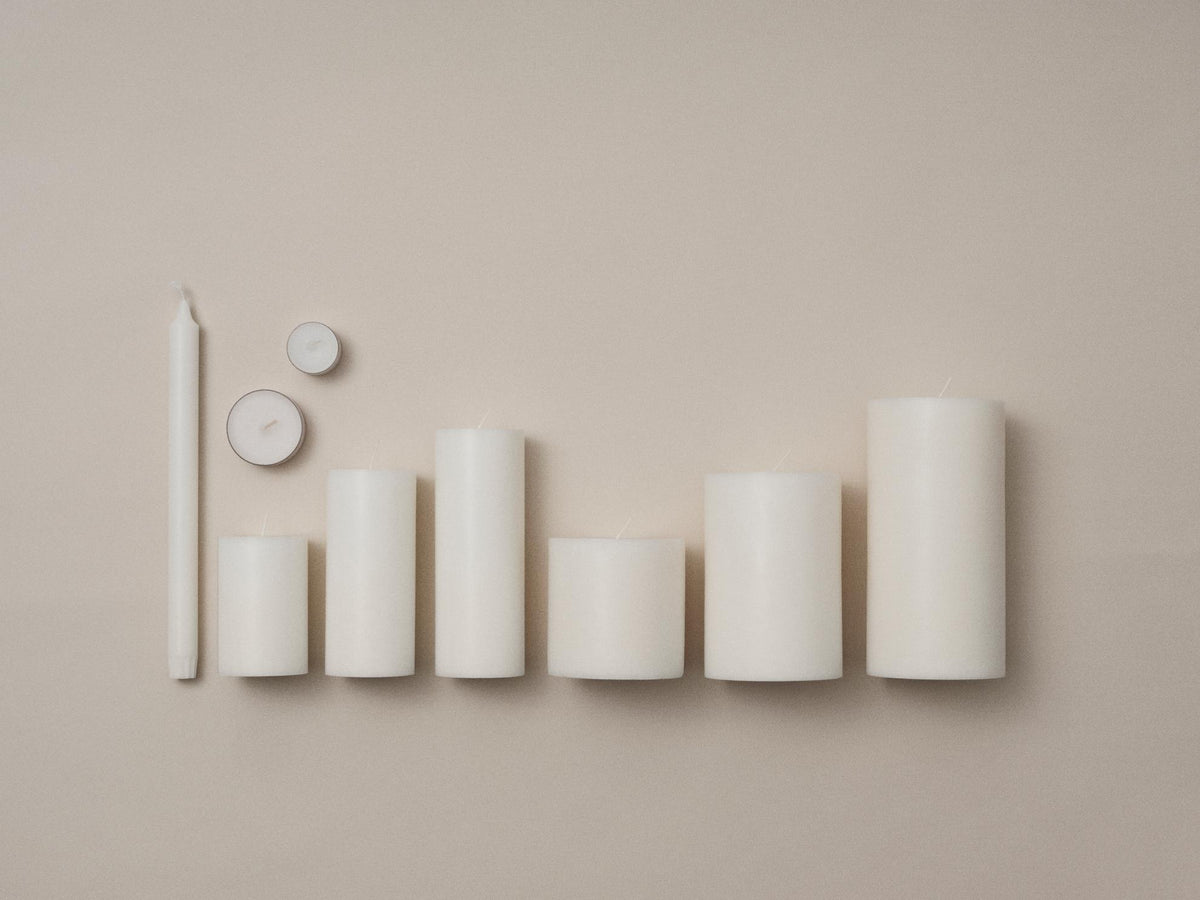נר לבן ECO PILLAR