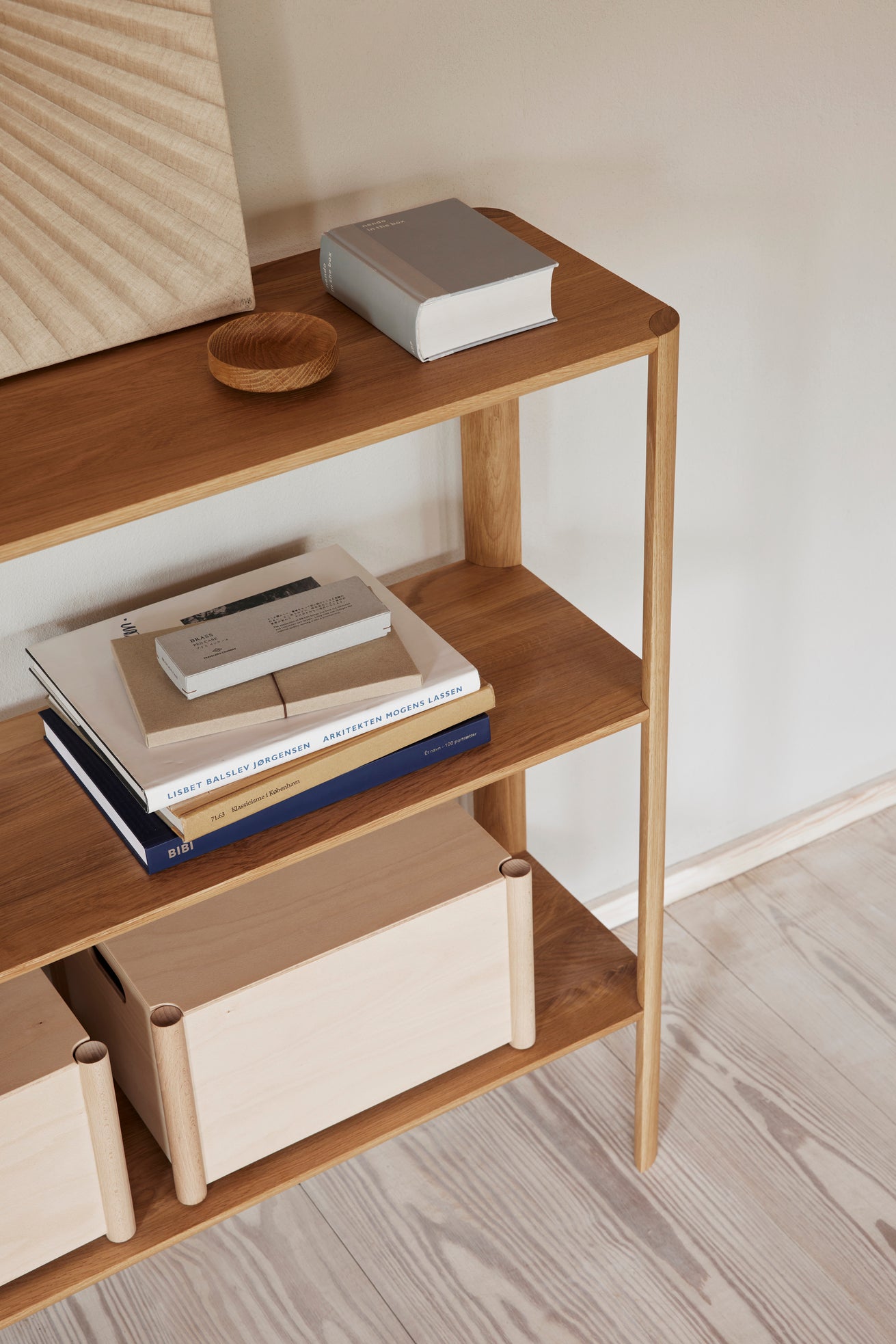 יחידת מדפים אלון מולבן LEAF SHELF 1X3